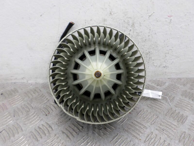 Изображение товара 133426 - 00133426 ventilyator otopitelya (motorchik pechki) Ford Escape