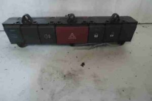 Изображение товара 119 - 00000119 knopka avarijnoj signalizatsii