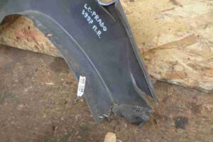 Изображение товара 1006 - 00001006 nakladka perednego pravogo kryla SEAT Ibiza 7