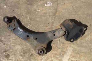 Изображение товара 1069 - 00001069 rychag perednij levyj nizhnij Audi A8