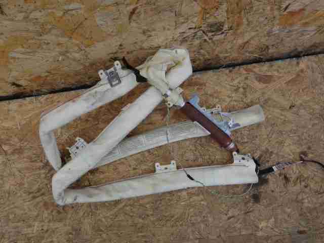 Изображение товара 1493 - 00001493 podushka bezopasnosti potolochnaya pravaya