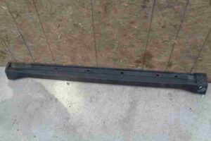 Изображение товара 1635 - 00001635 porog plastikovyj levyj Peugeot 107