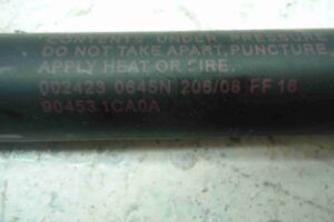 Изображение товара 1837 - 00001837 amortizator kryshki bagazhnika 2