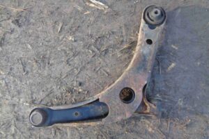 Изображение товара 1900 - 00001900 rychag perednij levyj nizhnij 