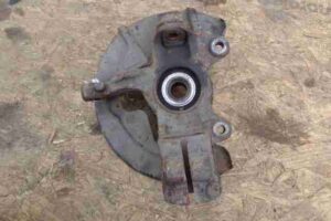 Изображение товара 1997 - 00001997 kulak povorotnyj pravyj Volvo 440