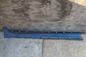 Изображение товара 3175 - 00003175 porog plastikovyj levyj Volvo V50