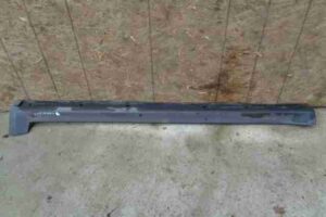 Изображение товара 4900 - 00004900 porog plastikovyj pravyj Peugeot 306