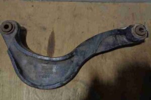 Изображение товара 5377 - 00005377 rychag zadnij levyj Volvo 440