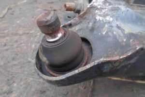 Изображение товара 6201 - 00006201 rychag perednij pravyj nizhnij 1