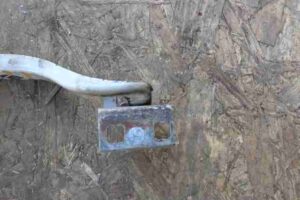 Изображение товара 6533 - 00006533 petlya kapota pravaya 2