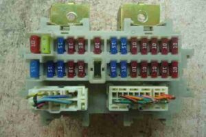 Изображение товара 6810 - 00006810 blok predokhranitelej SAAB 9 3