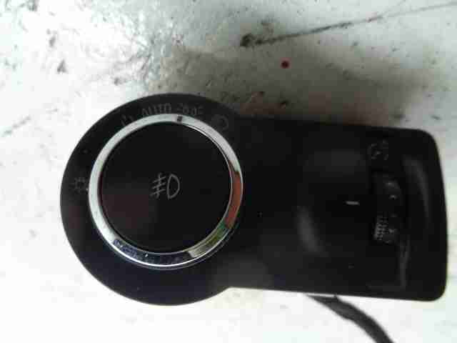 Изображение товара 7786 - 00007786 pereklyuchatel sveta