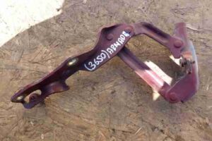 Изображение товара 8228 - 00008228 petlya kapota pravaya Lexus GS 1