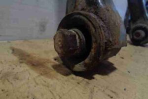 Изображение товара 8445 - 00008445 rychag zadnij levyj verkhnij Isuzu Rodeo 3