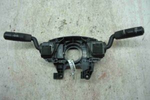 Изображение товара 8501 - 00008501 pereklyuchatel podrulevoj (strekoza) Audi A4