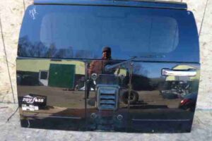 Изображение товара 8841 - 00008841 kryshka bagazhnika 