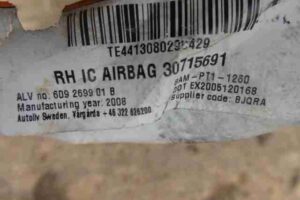 Изображение товара 9114 - 00009114 podushka bezopasnosti potolochnaya pravaya Volvo 440 2