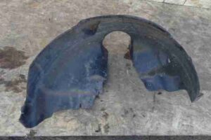 Изображение товара 10610 - 00010610 podkrylok zadnij levyj Audi A8