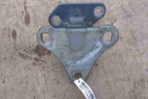 Изображение товара 10654 - 00010654 petlya kryshki bagazhnika 