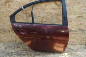 Изображение товара 11679 - 00011679 dver zadnyaya pravaya Land Rover Range Rover