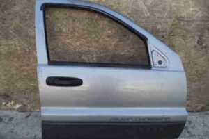 Изображение товара 12387 - 00012387 dver perednyaya pravaya 