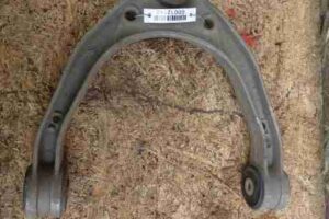 Изображение товара 12962 - 00012962 rychag perednij levyj verkhnij Toyota Corolla Matrix