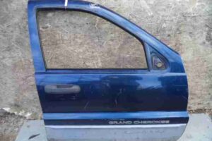 Изображение товара 13764 - 00013764 dver perednyaya pravaya 