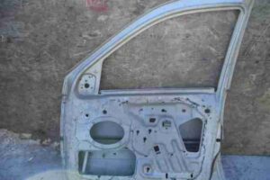 Изображение товара 13912 - 00013912 dver perednyaya pravaya 2