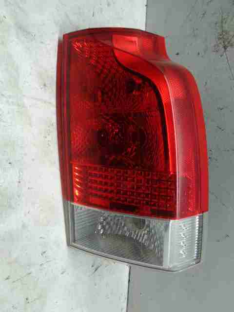 Изображение товара 19261 - 00019261 fonar kryla pravyj Volvo XC70