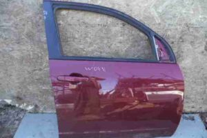 Изображение товара 20646 - 00020646 dver perednyaya pravaya Pontiac Vibe