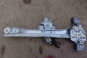 Изображение товара 22128 - 00022128 steklopodemnik zadnij pravyj 2