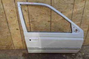 Изображение товара 23437 - 00023437 dver perednyaya pravaya Mercedes GLE