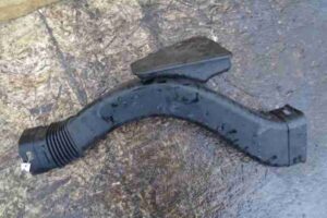 Изображение товара 23722 - 00023722 patrubok vozdushnogo filtra 