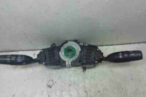 Изображение товара 26076 - 00026076 pereklyuchatel podrulevoj (strekoza) Renault Sandero