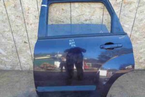 Изображение товара 26992 - 00026992 dver zadnyaya levaya Pontiac Vibe