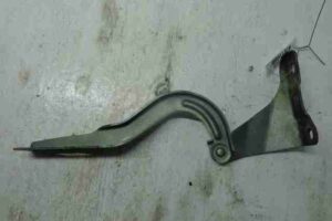 Изображение товара 27136 - 00027136 petlya kapota levaya Renault Sandero