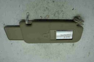 Изображение товара 27601 - 00027601 kozyrek solntsezaschitnyj Audi TT