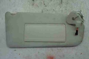 Изображение товара 27893 - 00027893 kozyrek solntsezaschitnyj Audi Q7