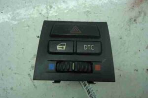 Изображение товара 27962 - 00027962 knopka avarijnoj signalizatsii 