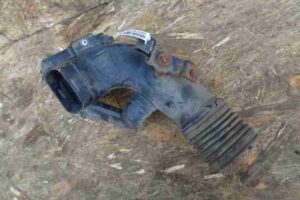 Изображение товара 28038 - 00028038 patrubok vozdushnogo filtra Renault Sandero