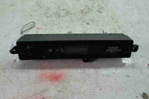 Изображение товара 28133 - 00028133 displej tsifrovykh chasov Audi TT