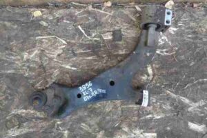 Изображение товара 28853 - 00028853 rychag perednij pravyj nizhnij Pontiac Vibe