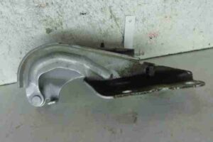 Изображение товара 29451 - 00029451 petlya kapota pravaya 