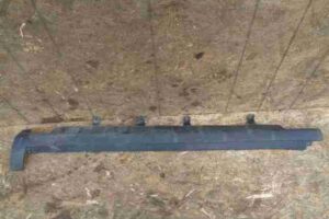 Изображение товара 29998 - 00029998 porog plastikovyj pravyj Renault Sandero