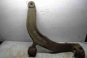 Изображение товара 30135 - 00030135 rychag perednij pravyj nizhnij Toyota Corolla