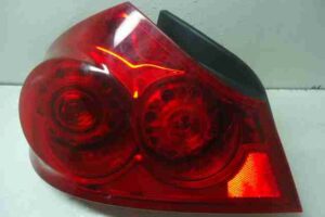 Изображение товара 30670 - 00030670 fonar kryla levyj Peugeot 4007