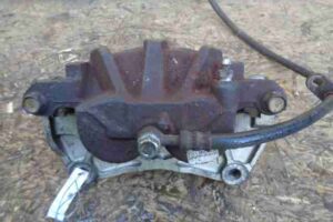 Изображение товара 31123 - 00031123 support perednij levyj Peugeot 306 1