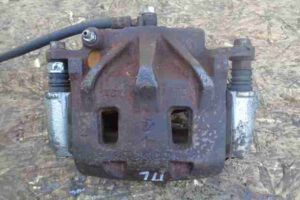 Изображение товара 31123 - 00031123 support perednij levyj Peugeot 306