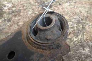 Изображение товара 31166 - 00031166 rychag perednij levyj nizhnij Peugeot 107 3