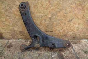 Изображение товара 31166 - 00031166 rychag perednij levyj nizhnij Peugeot 107